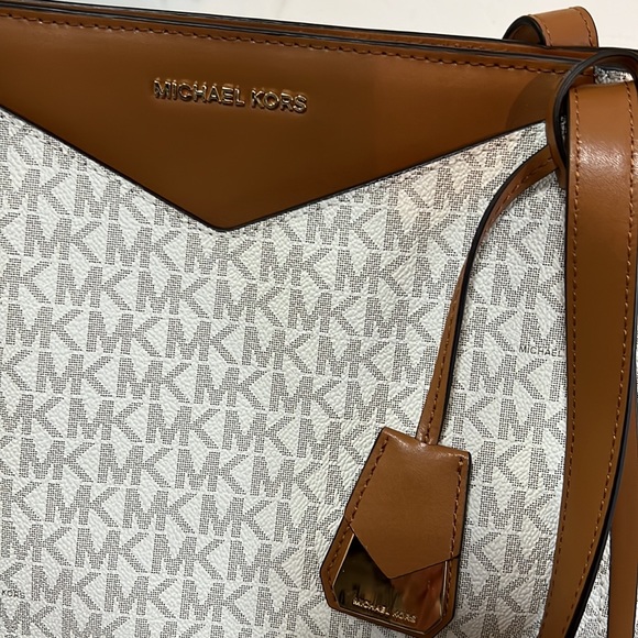 Michael Kors Whitney Tote Bag Large-Vanilla - Picture 10 of 11